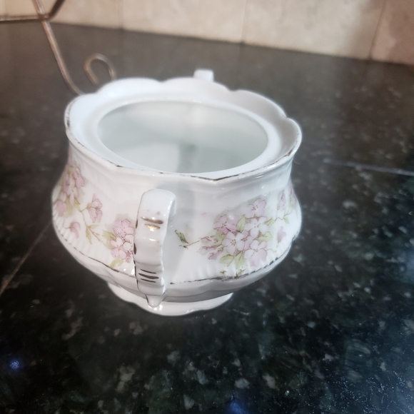 Vintage dainty sugar bowl - Picture 2 of 5